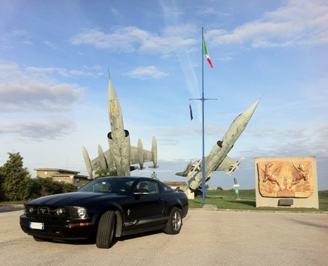 2006 FORD Mustang V6-4.0L